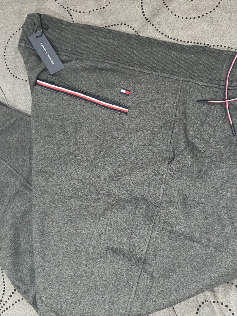 TOMMY HILFIGER HEATHER GRAY SWEATPANTS JOGGERS SIZE 5XL OR 4XL MEN NWT $79.50